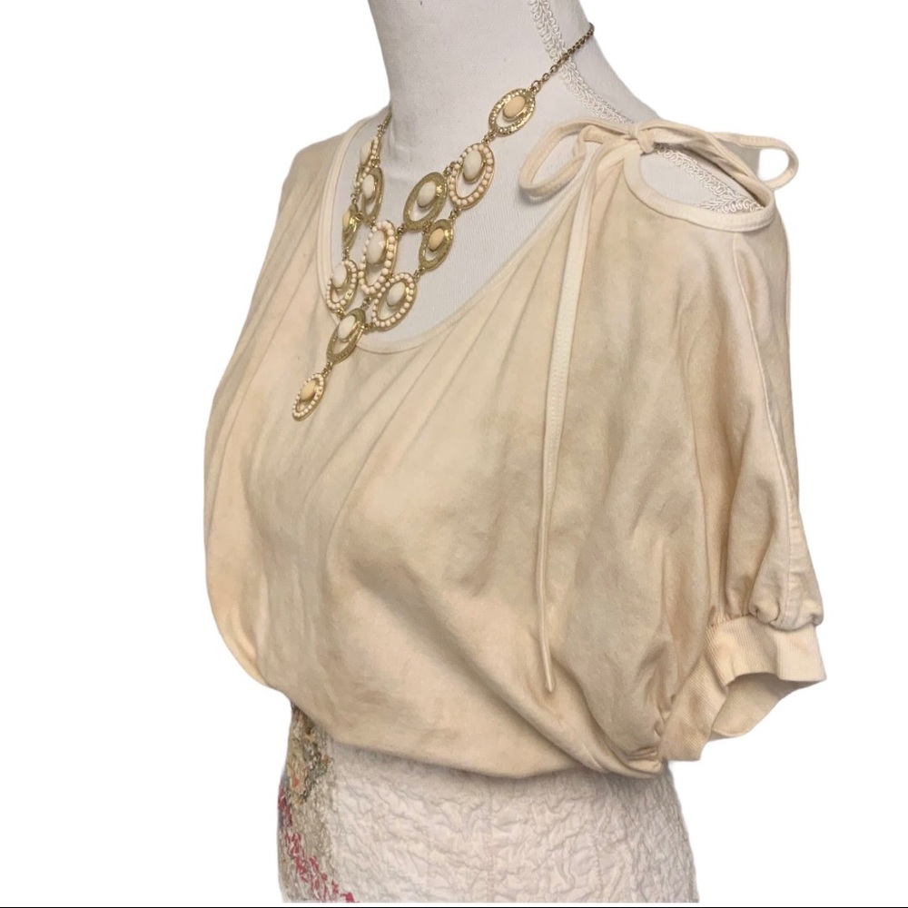 🆕 Retro Lady Cream Contrast Tie ShoulderTop NWT - Picture 6 of 11
